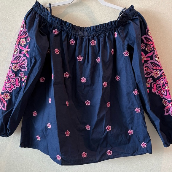 Lilly Pulitzer Jaeda Off-Shoulder Floral Embroidered Sequins Blouse Size S sku10 - Picture 2 of 10
